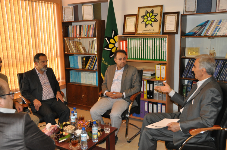 ملاقات معاون دانشگاه شهید چمران اهواز با رئیس و معاونان مرکز منطقه ای و ISC